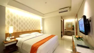 Adhi Jaya Sunset Hotel