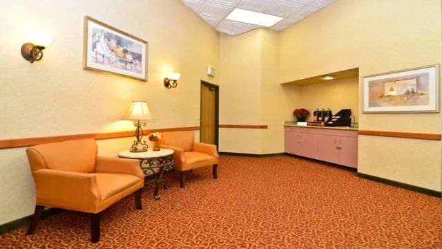 Discovery Suites photo 1