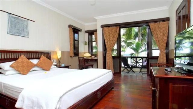 Hoi An Riverside Resort & Spa photo 1