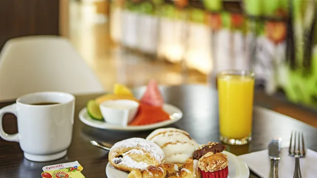 Ibis Monterrey Valle photo 5