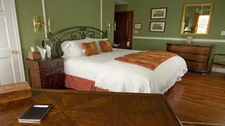 Country Hearth Inn & Suites - Williamsburg