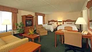 Macdonald Pittodrie House