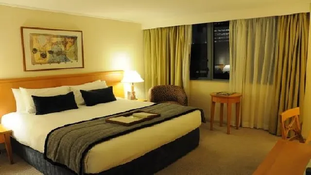 La Quinta Inn & Suites by Wyndham Appleton College Avenue photo 1