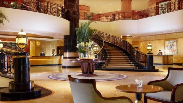 Garden Palace Hotel Surabaya photo 2