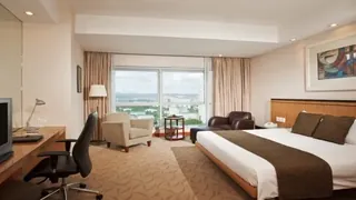 Holiday Inn Galleria Manila