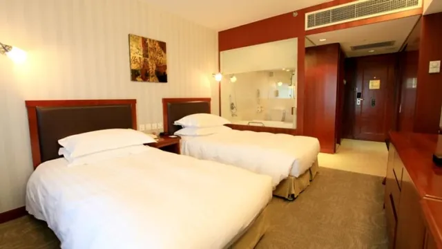 Landmark Towers Hotel Beijing photo 1