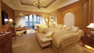 Le Meridien Hotel Abu Dhabi