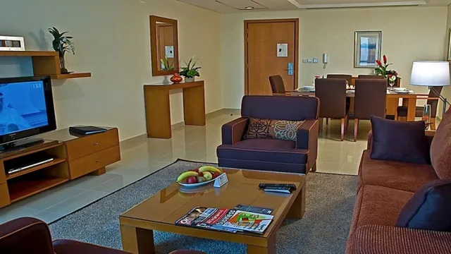 Chelsea Tower Apartments Dubai photo 2