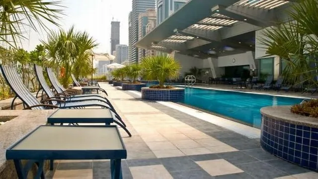 Chelsea Tower Apartments Dubai photo 3