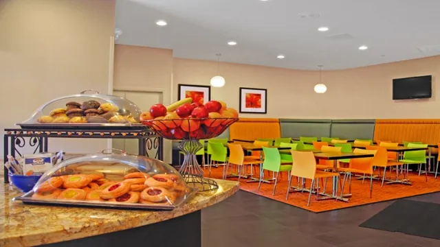 Microtel by Wyndham Mall of Asia photo 2