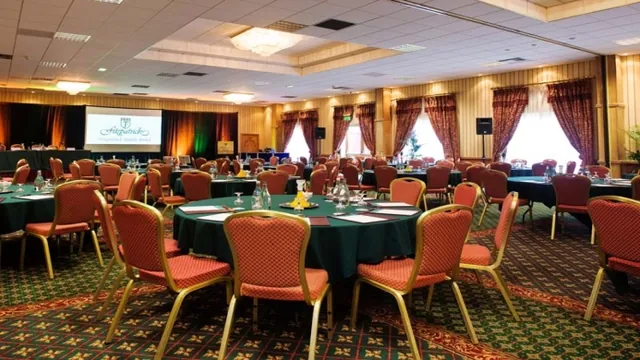 Ramada by Wyndham Doha Old Town photo 2