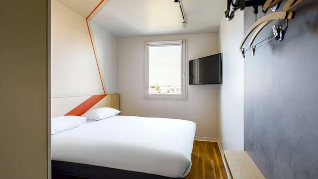 Ramada Plaza by Wyndham Riverside Hangzhou photo 8