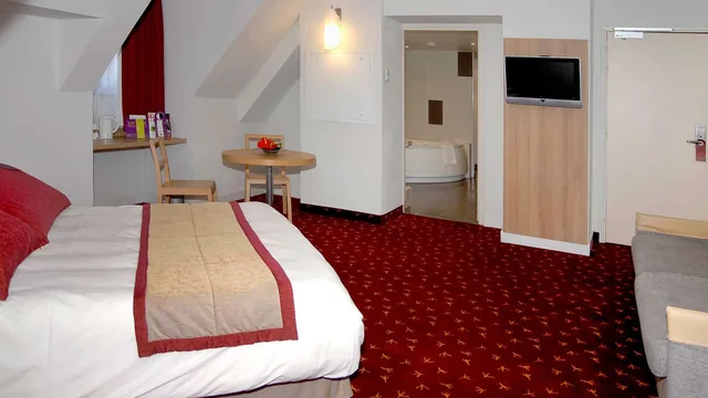 Hôtel Mercure Abbeville Centre - Porte de La Baie de Somme photo 1