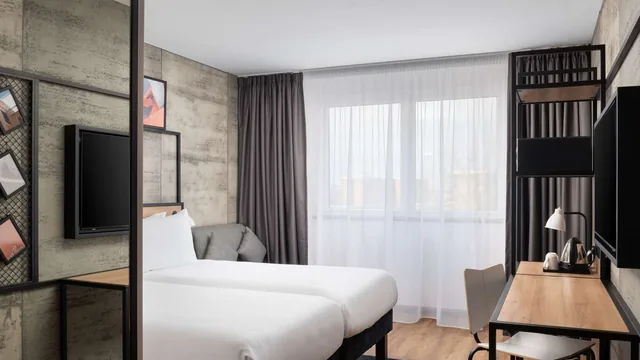 Ramada by Wyndham Airport Prague photo 5