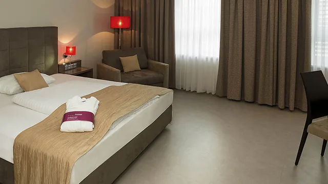 BEST WESTERN City Hotel photo 8