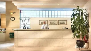 Super 8 by Wyndham Amsterdam