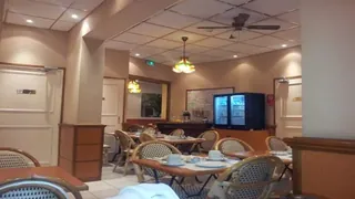 Super 8 by Wyndham Baoji Railway Station