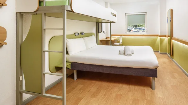 Super 8 by Wyndham Beijing Gu Lou photo 2