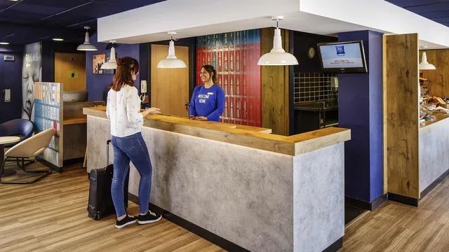 Super 8 by Wyndham Beijing Gu Lou photo 8