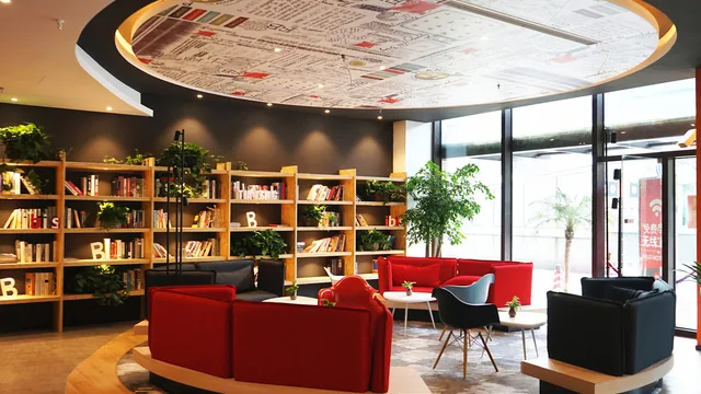 Ibis Shanghai Lianyang photo 6