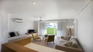 Super 8 Hotel by Wyndham Dalian Xinghai Square