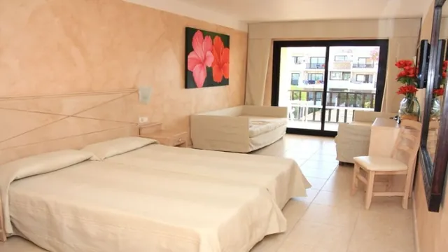 Club Bahamas Ibiza Hotel Ibiza Island photo 1