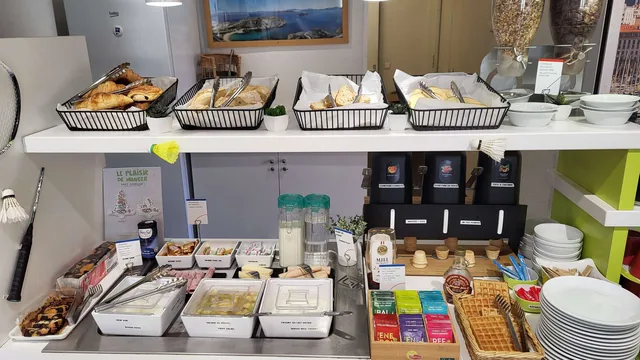 NH Iruna Park Hotel Pamplona photo 11