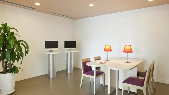 Ibis Saigon South photo 7