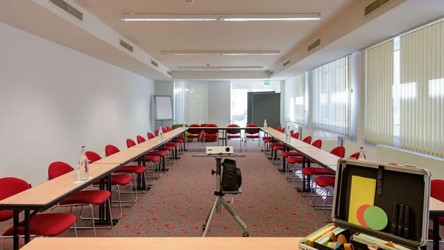 Ibis Stuttgart Airport Messe photo 8