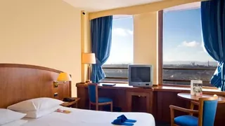 Super 8 by Wyndham Pingyao Railway Station Shun Cheng Lu