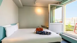 Ibis budget Berlin Kurfuerstendamm - newly renovated