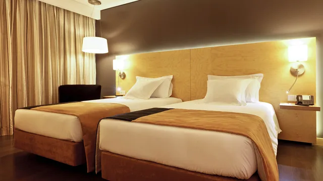 Super 8 by Wyndham Shanshan Railway Station Tuha Oilfield photo 4