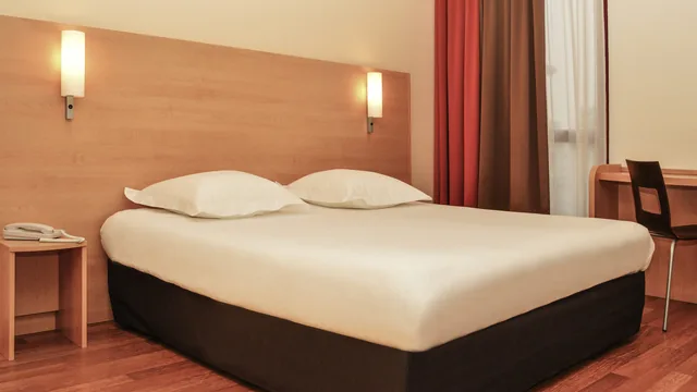 Super 8 Hotel by Wyndham Xinxiang Huixian Xinhui photo 4