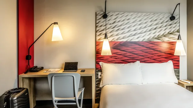 Bandara Suites Silom photo 5