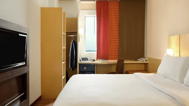 Ibis Bandung Pasteur photo 2