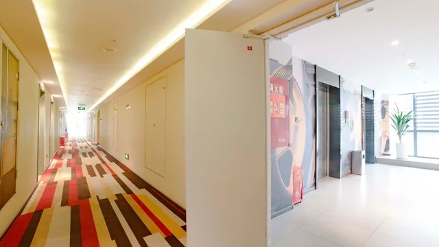 Ibis Chengdu SM Square Hotel photo 8