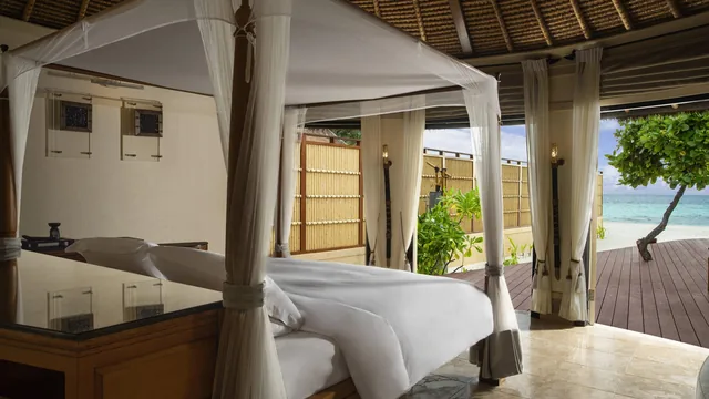 Banyan Tree Vabbinfaru photo 3