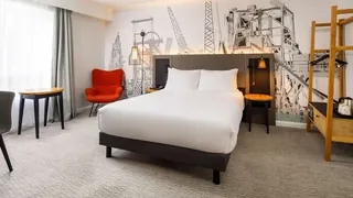 Mercure Cardiff North Hotel