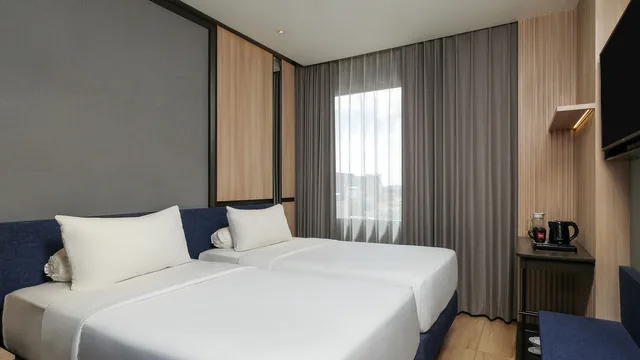 Ibis Surabaya Tidar photo 1