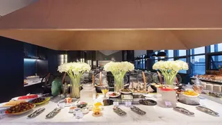 Novotel Living Yunnan Dianchi Times