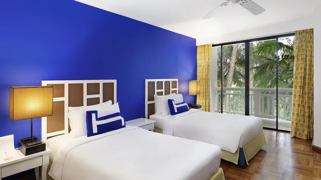 Homm Suites Laguna photo 2