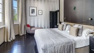 60 Hyde Park Gate Hotel