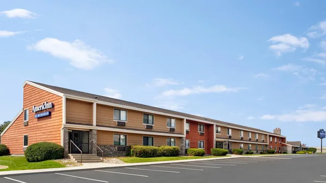 AmericInn by Wyndham Bemidji photo 7