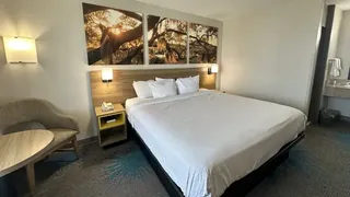 Days Inn by Wyndham Adel I-75