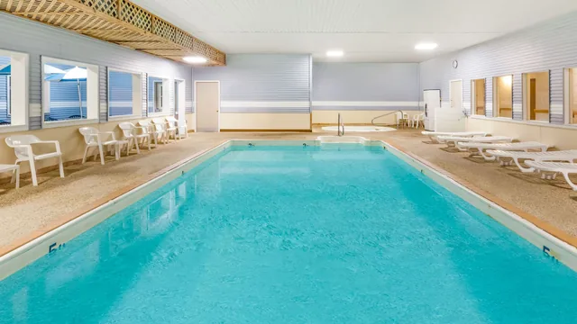 Days Inn by Wyndham Alpena photo 9