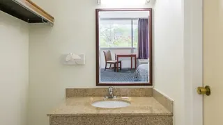 Days Inn by Wyndham Arlington Pentagon