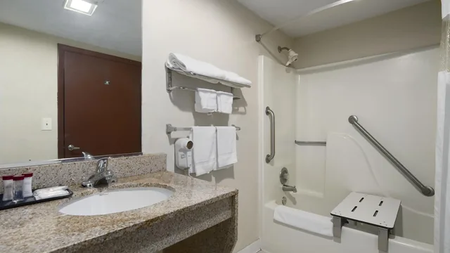 Days Inn by Wyndham Augusta/Fort Eisenhower photo 6