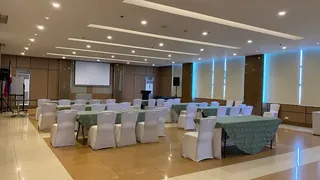 Days Hotel by Wyndham Iloilo