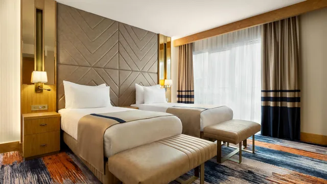 Days Inn by Wyndham Istanbul Bomonti photo 2