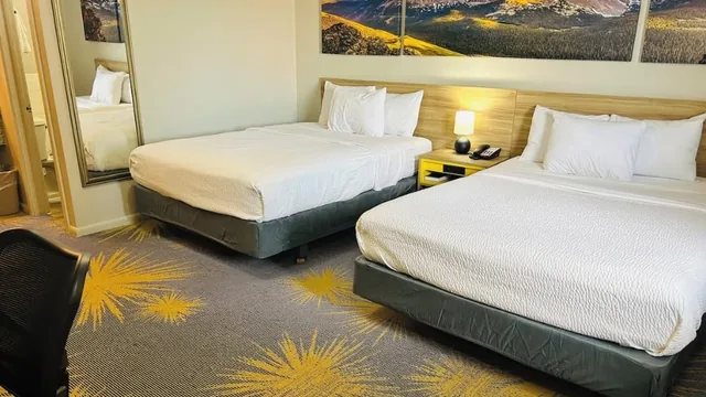 Days Inn by Wyndham Wheatland photo 10